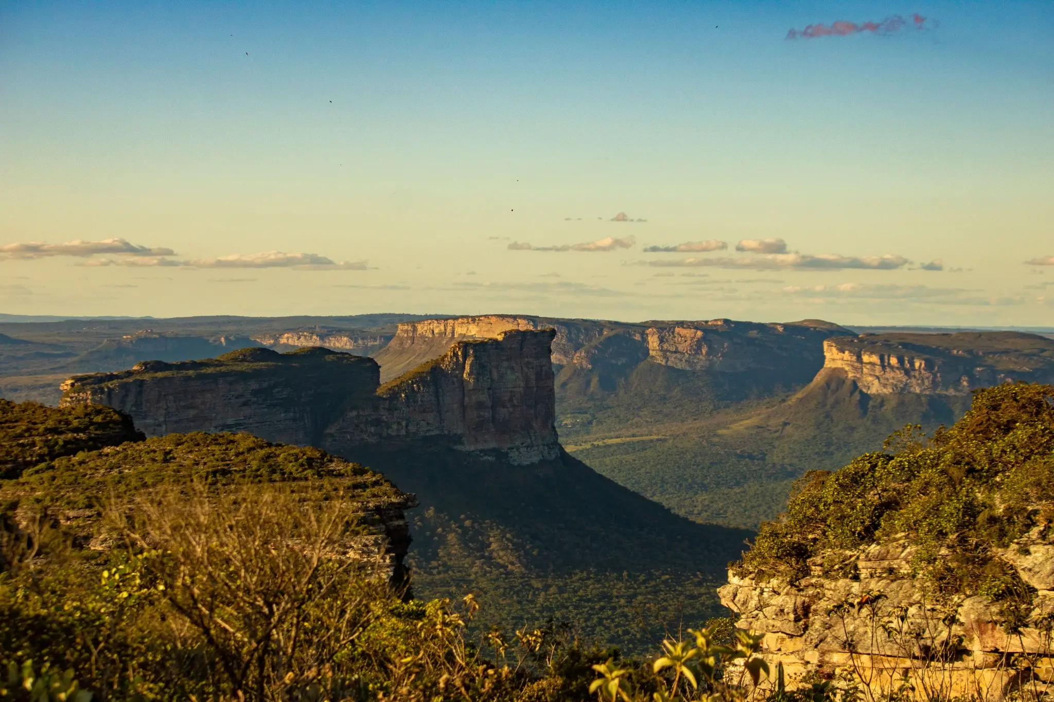 Vista ampla das montanhas da Chapada Diamantina